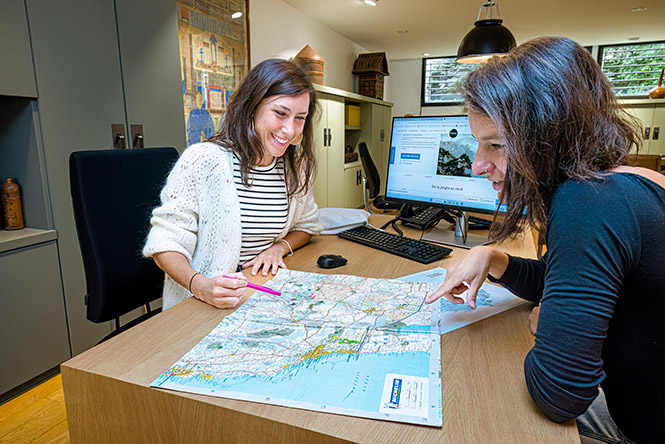 Laura Hubert est conseillère voyages chez Voyageurs du Monde à Rennes.