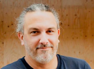 Portrait de Pierre Guirriec, ingénieur IA