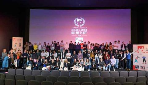 Photo des groupes lauréats de la cérémonie régionale &quot;Je filme le métier qui me plaît&quot;