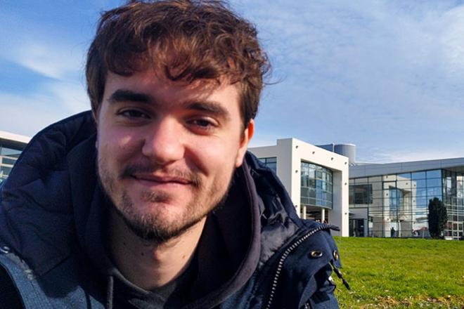 Mathys est étudiant au pôle Pierre-Jakez Hélias à Quimper.